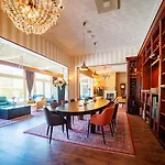 Bastion Hotel Apeldoorn Het Loo